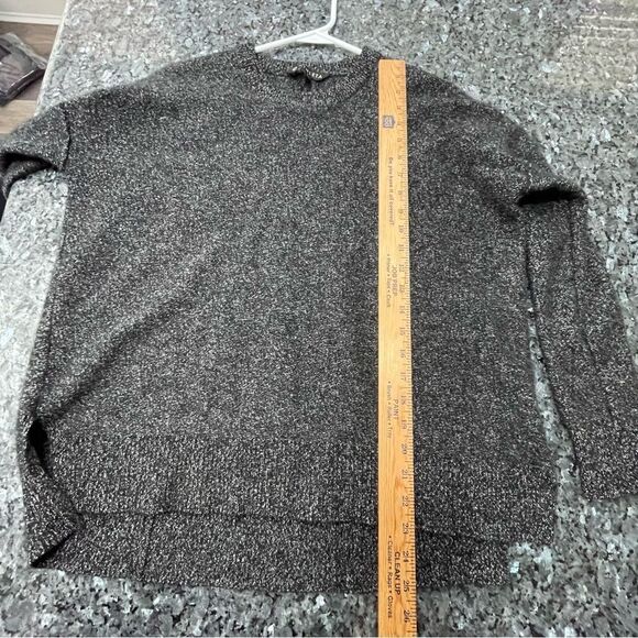 Athleta Gray black wool / cashmere Crewneck Sweater Size Small - Picture 4 of 8